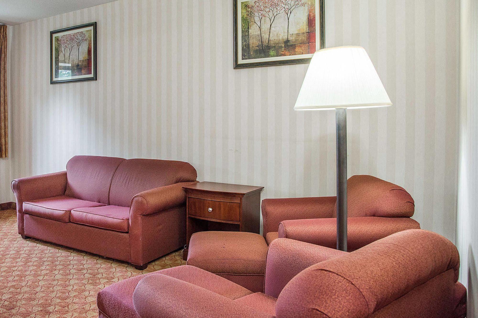 Quality Inn & Suites Miamisburg - Dayton South Luaran gambar