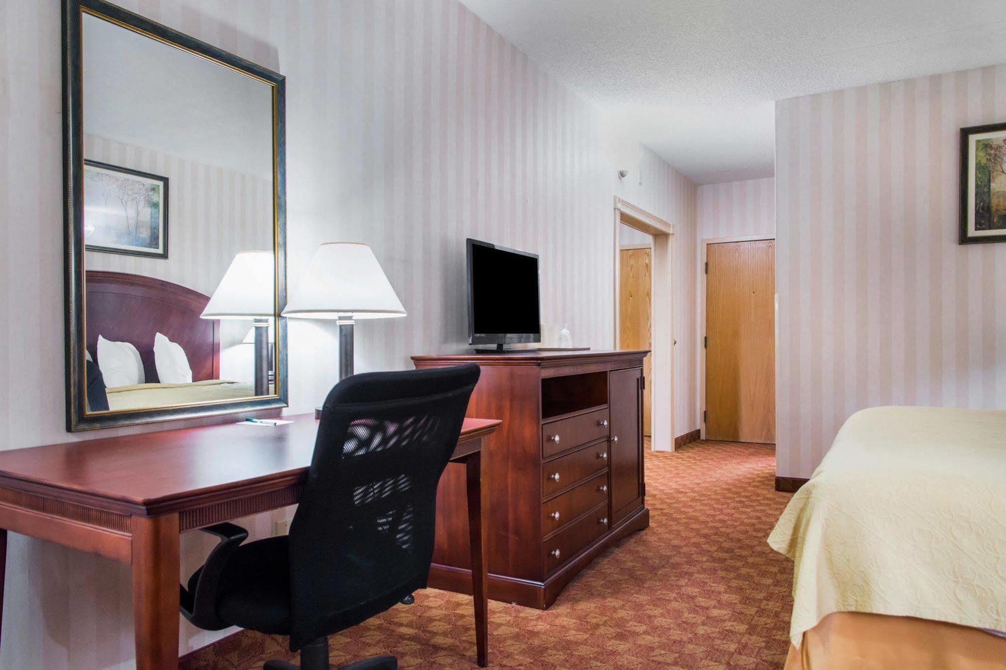 Quality Inn & Suites Miamisburg - Dayton South Luaran gambar